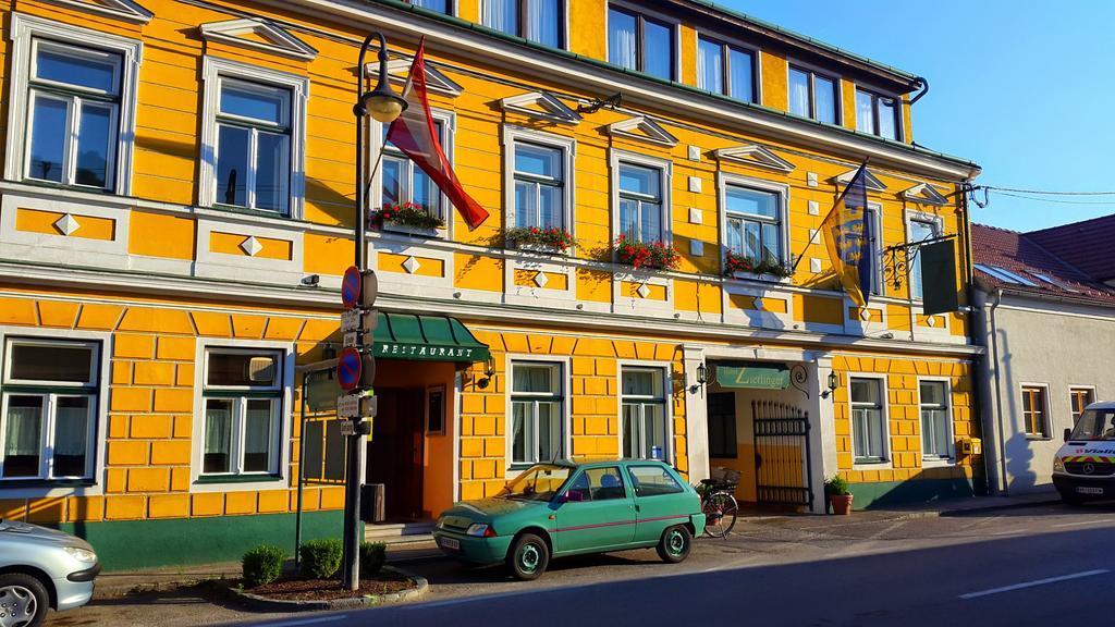 Pension Zierlinger Senftenberg Bagian luar foto
